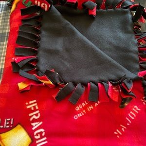 Brand New-No Sew/No Tie Fleece Blanket